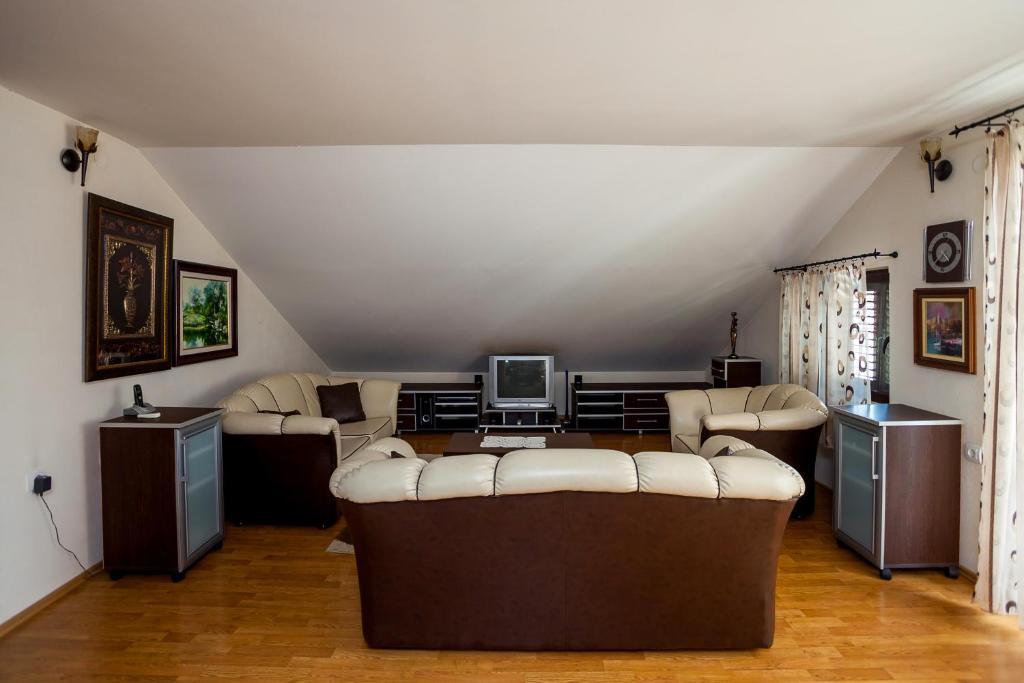 Apartments Ratkovic Tivat Eksteriør billede