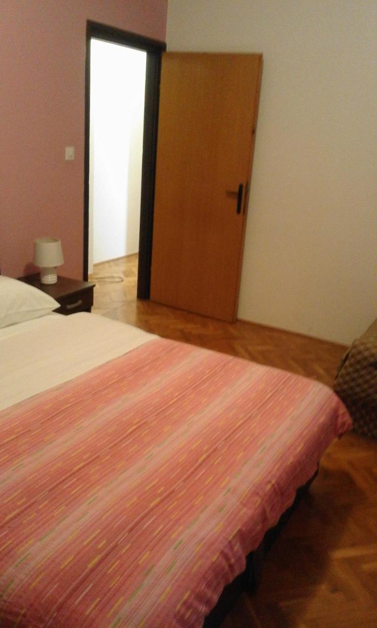 Apartments Ratkovic Tivat Eksteriør billede